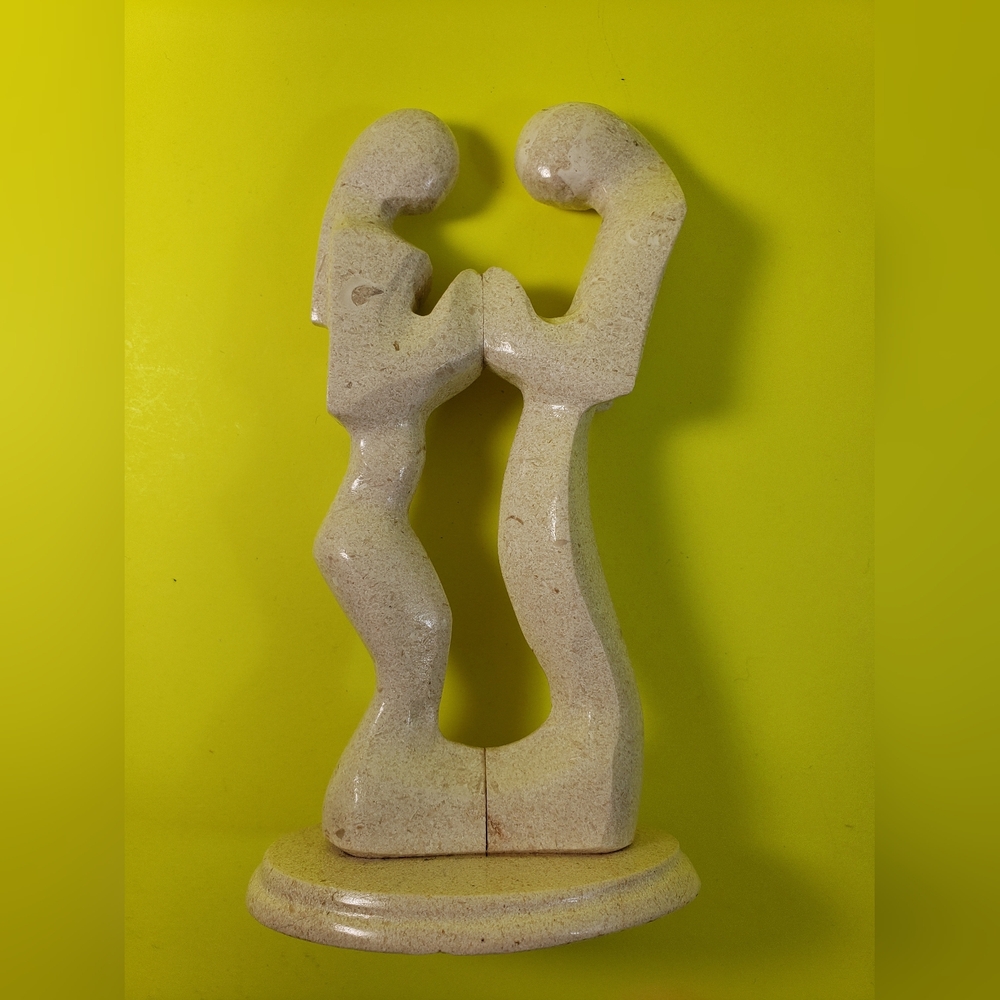 Abstract Lovers Holding Hand Cream Sculpture
